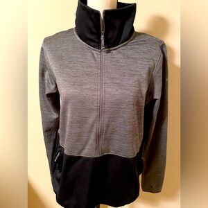 Gray and black Columbia 3/4 zip pullover size large.